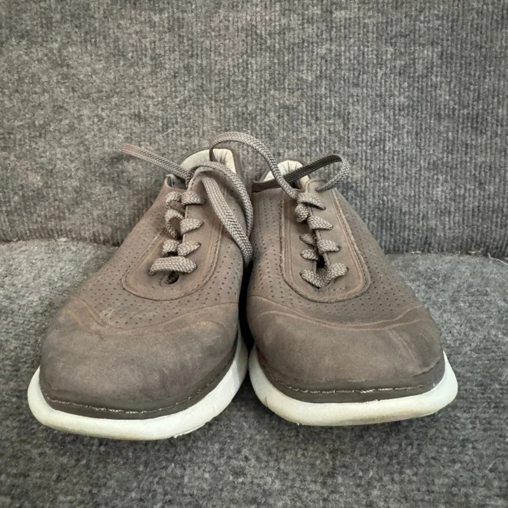 Vionic Women 6 Brown Perforated Leather Lace Up Sneakers Low Top Shoes